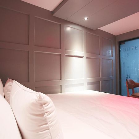 Goodstay Grand Motel Chuncheon Exterior photo